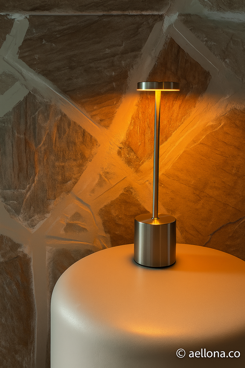 Minimalist Long-Neck LED Touch Lamp | Aellona™