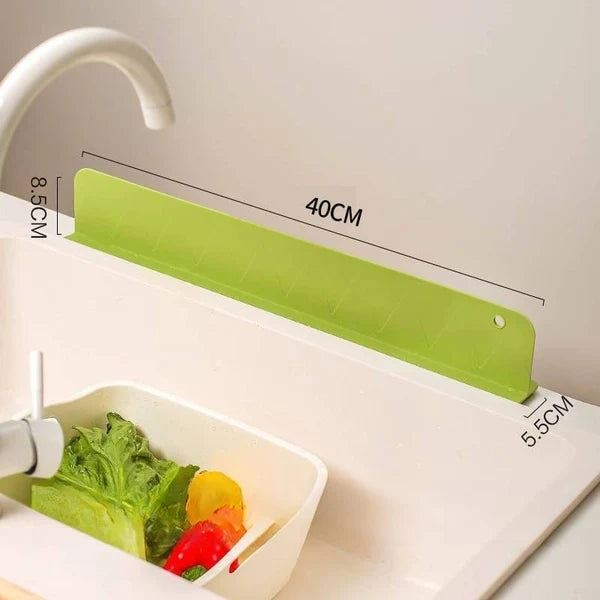 Silicone Sink Splash Guard With Suction – Flexible Water Splash Stopper for Kitchen & Bathroom